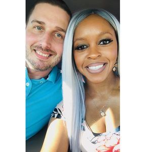 Meet your Posher, Adam